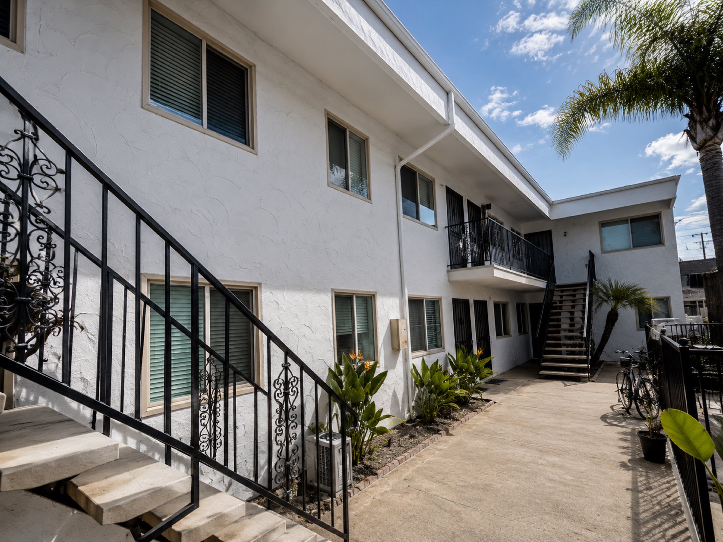 Multi-unit property courtyard exterior San Diego